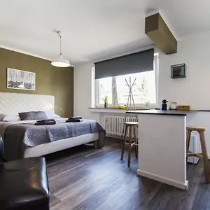 https://apartments-kr.topcolognehotels.com